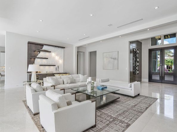 148 Thatch Palm Cove, Boca Raton FL 33432