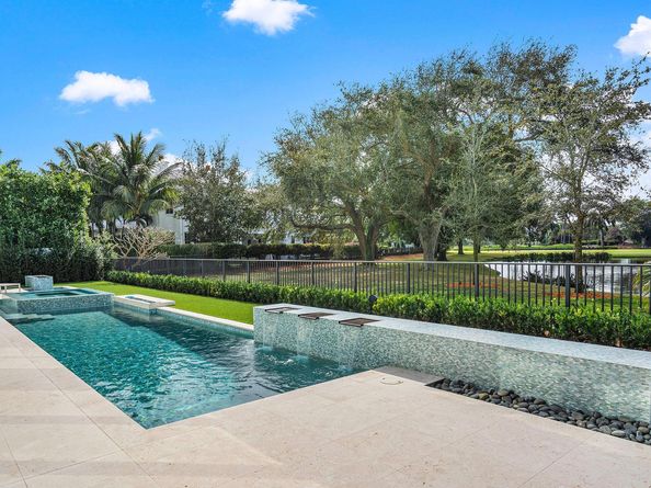 148 Thatch Palm Cove, Boca Raton FL 33432