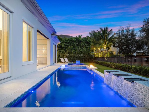 148 Thatch Palm Cove, Boca Raton FL 33432