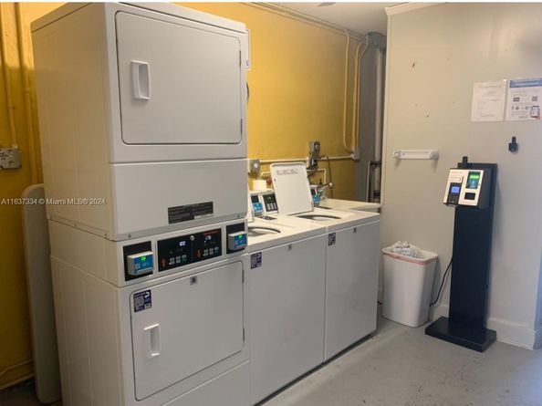 900 Atlantic Shores Boulevard 202, Hallandale Beach FL 33009