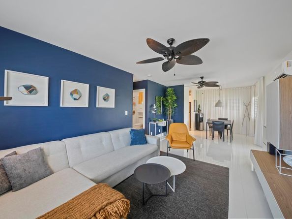 900 Atlantic Shores Boulevard 202, Hallandale Beach FL 33009