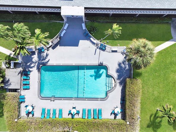 900 Atlantic Shores Boulevard 202, Hallandale Beach FL 33009