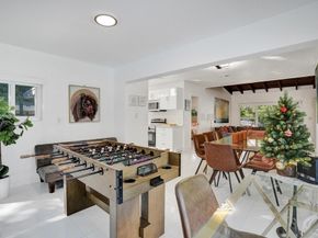 1050 NE 150th St, Miami FL 33161