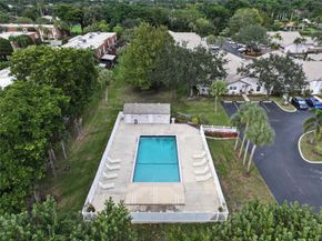 151 NW 115th Ave 405, Plantation FL 33325