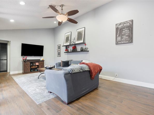 151 NW 115th Ave 405, Plantation FL 33325