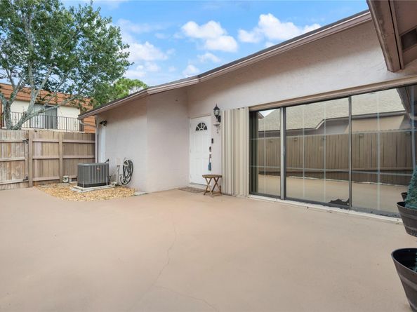 151 NW 115th Ave 405, Plantation FL 33325