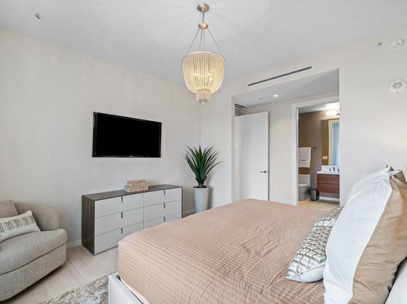 200 SE Mizner Boulevard 608, Boca Raton FL 33432