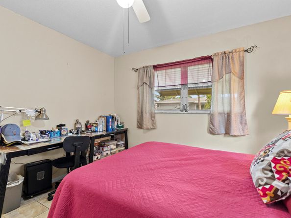 1500 NW 70th Lane, Margate FL 33063