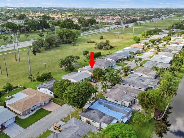 1500 NW 70th Lane, Margate FL 33063