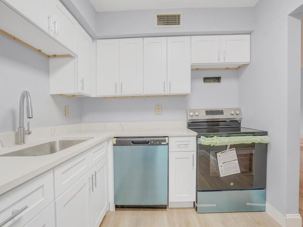 9840 Pineapple Tree Drive 103, Boynton Beach FL 33436