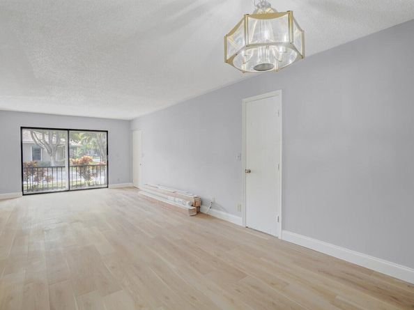 9840 Pineapple Tree Drive 103, Boynton Beach FL 33436