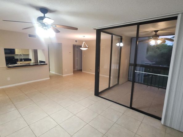 2025 Lavers Circle D303, Delray Beach FL 33444