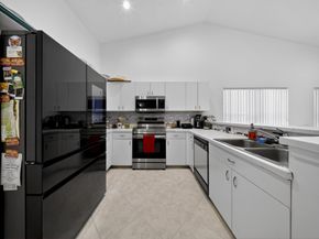 113 Egret Circle, Greenacres FL 33413