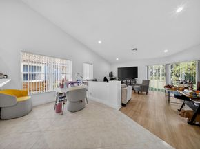 113 Egret Circle, Greenacres FL 33413