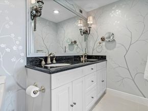 44 Cocoanut Row 526b, Palm Beach FL 33480