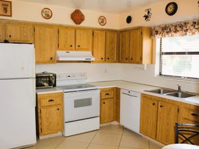 9825 Bischofia Tree Way B, Boynton Beach FL 33436