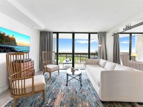 2425 Presidential Way 1806, West Palm Beach FL 33401