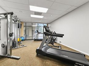 2425 Presidential Way 1806, West Palm Beach FL 33401