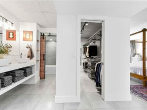 2425 Presidential Way 1806, West Palm Beach FL 33401