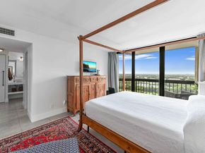 2425 Presidential Way 1806, West Palm Beach FL 33401