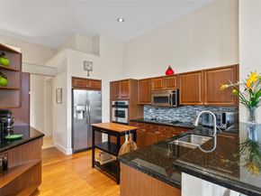 942 Windward Way, Weston FL 33327