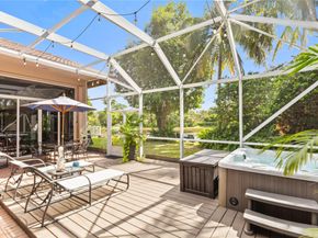 942 Windward Way, Weston FL 33327