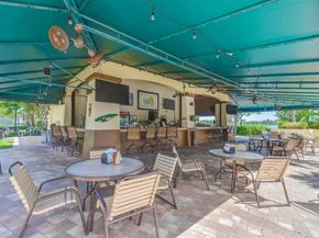 916 Mill Creek Drive, Palm Beach Gardens FL 33410