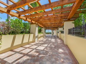 916 Mill Creek Drive, Palm Beach Gardens FL 33410