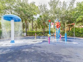 916 Mill Creek Drive, Palm Beach Gardens FL 33410