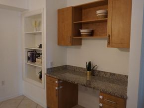 6511 Emerald Dunes Drive 208, West Palm Beach FL 33411