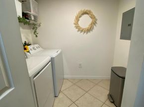 6511 Emerald Dunes Drive 208, West Palm Beach FL 33411