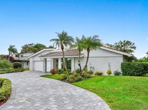 624 Lakewoode Circle W, Delray Beach FL 33445