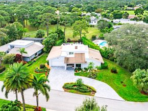 624 Lakewoode Circle W, Delray Beach FL 33445