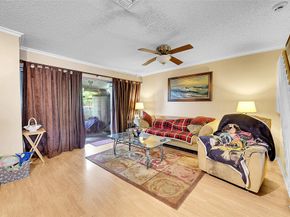 809 Crystal Lake Dr 809, Deerfield Beach FL 33064