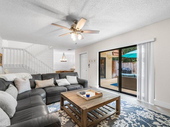 2428 24th Court, Jupiter FL 33477