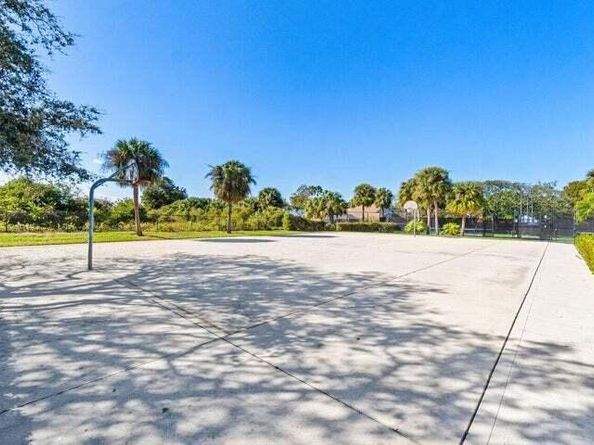 2428 24th Court, Jupiter FL 33477