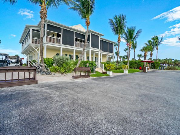 3540 S Ocean Boulevard 611, South Palm Beach FL 33480