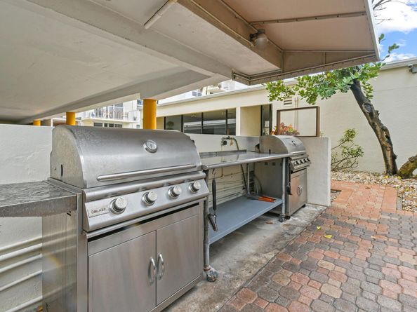 3540 S Ocean Boulevard 611, South Palm Beach FL 33480