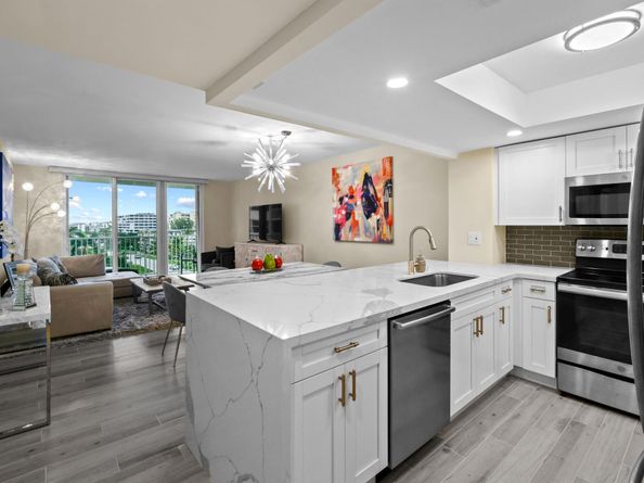 3540 S Ocean Boulevard 611, South Palm Beach FL 33480