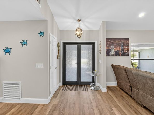 10182 Boca Woods Ln, Boca Raton FL 33428