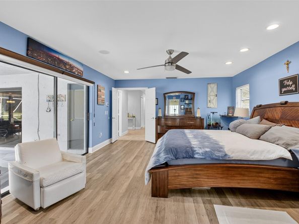 10182 Boca Woods Ln, Boca Raton FL 33428