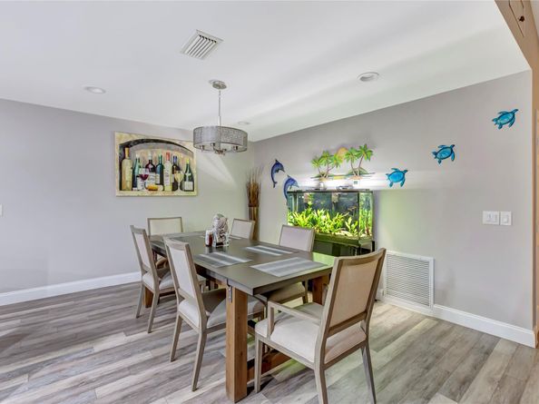 10182 Boca Woods Ln, Boca Raton FL 33428