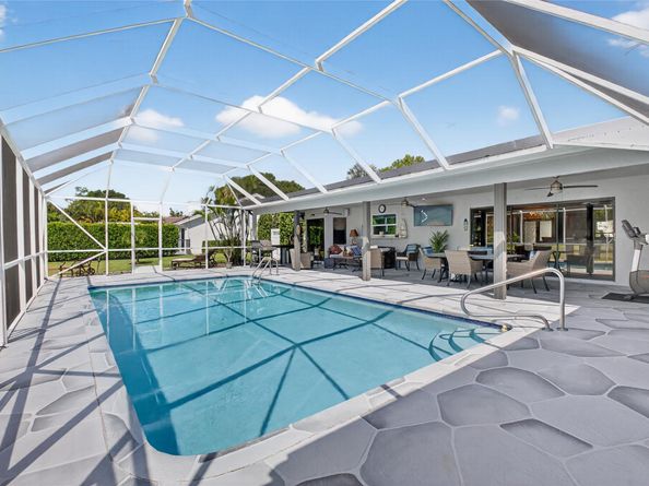 10182 Boca Woods Ln, Boca Raton FL 33428
