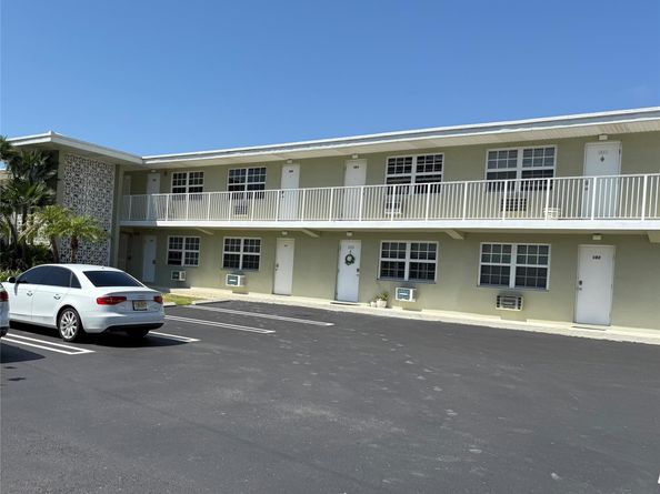 1105 S Riverside Dr 205, Pompano Beach FL 33062