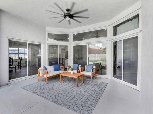 558 Slippery Rock Rd, Weston FL 33327