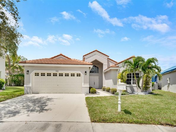 558 Slippery Rock Rd, Weston FL 33327