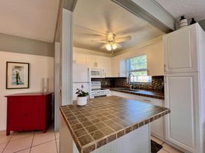76 Dorchester D, West Palm Beach FL 33417
