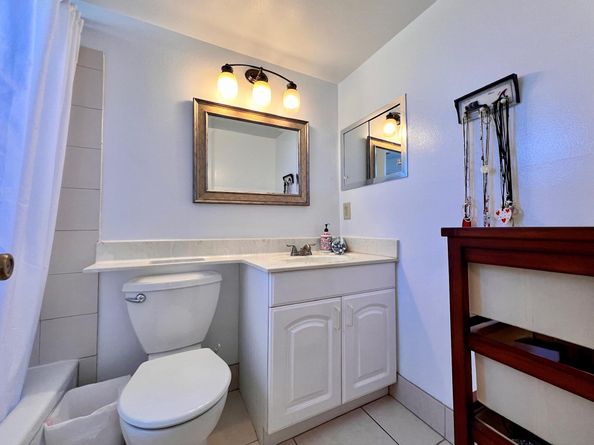 76 Dorchester D, West Palm Beach FL 33417