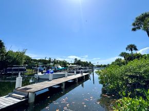 342 Southwind Drive 211, North Palm Beach FL 33408