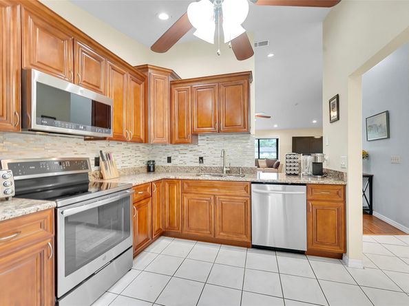 468 Long Bow Ct 468, Royal Palm Beach FL 33411